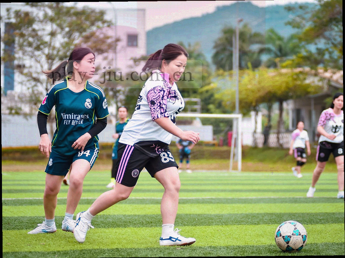 五步合作流程关系图，方框节点由折线依次连接，末端收在握手抽象形上